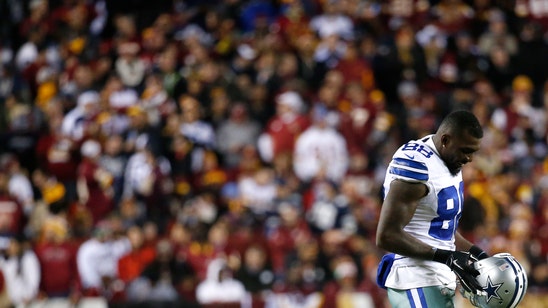 Cowboys say Dez Bryant has hairline knee fracture