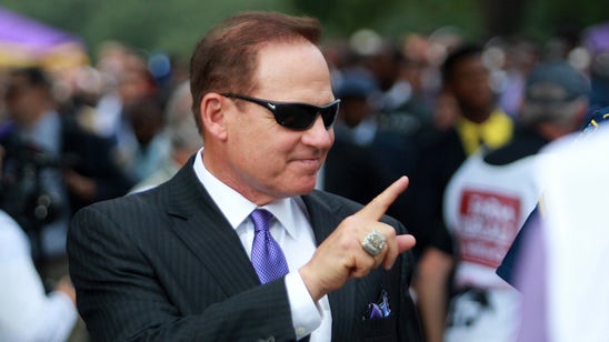 Les Miles aims to bring relevancy back to Jayhawks' football program