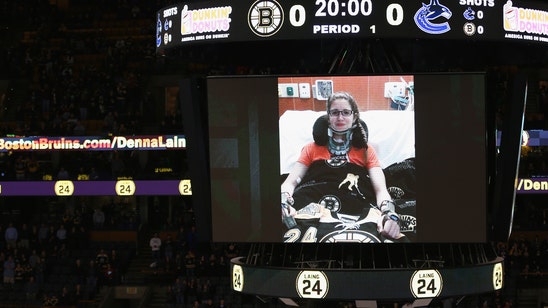 Denna Laing sends message to crowd during Bruins pregame tribute