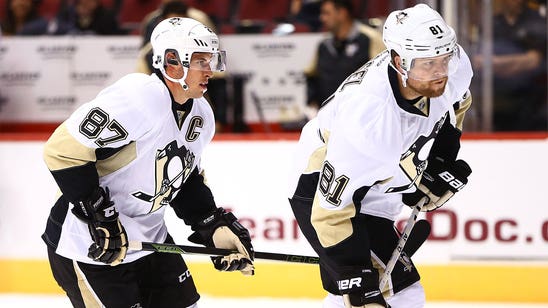 Penguins' Johnston splits Crosby and Kessel, alters lines