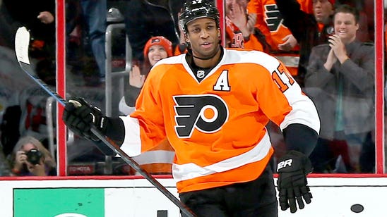 Flyers' Simmonds: 'There's nothing wrong with the power play'