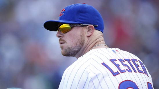 Lester admits Cubs contract can be 'monkey on your back' at times