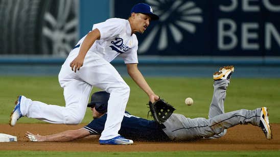 Padres go for 2 in a row in Los Angeles