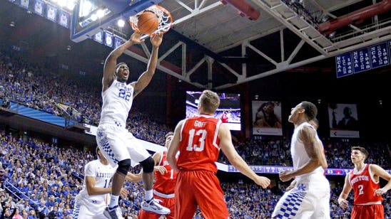 In debut as No. 1, Kentucky pulls away with big second half to beat Boston U.
