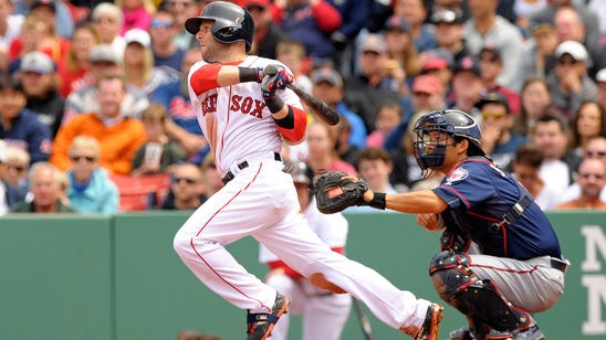 MLB Quick Hits: Pedroia injured during Red Sox win
