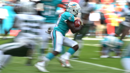 Dolphins win wild one vs. Jets, get back to .500