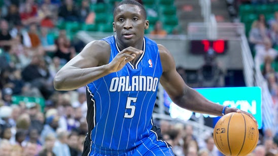 Oladipo literally gave shoes off his feet at Magic's 'Hoops for Hunger' event