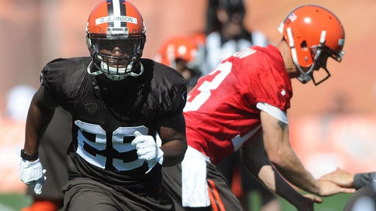 Browns rookie RB Johnson clears concussion protocol, could play Sunday
