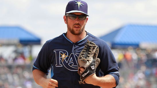 Rays' Steven Souza Jr. makes running catch, dives into crowd, spills drink (GIF)