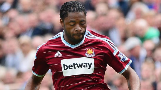 West Ham agree to sign Alex Song from Barcelona