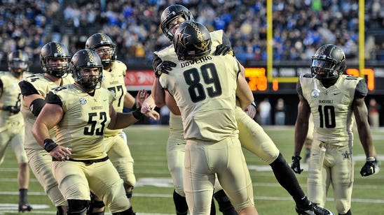 WATCH: Vanderbilt catches Kentucky napping with easy, unguarded TD