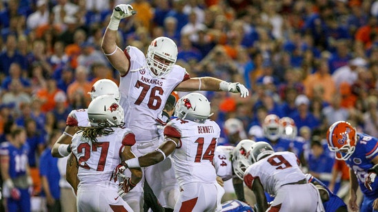 Report: USC QB Ricky Town eyeing Arkansas and Florida for transfer