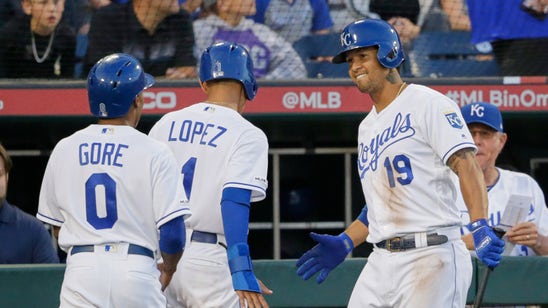 Lopez's first MLB homer helps lift Royals to 7-3 win over Tigers in Omaha