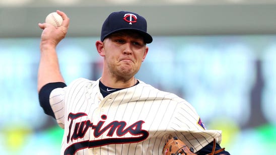 Twins recall Duffey, Vargas