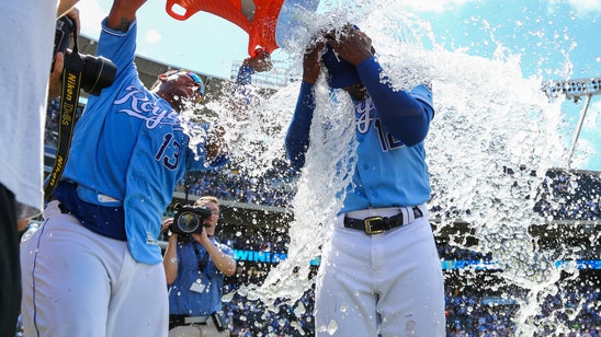 Soler's go-ahead home run lifts Royals over A's