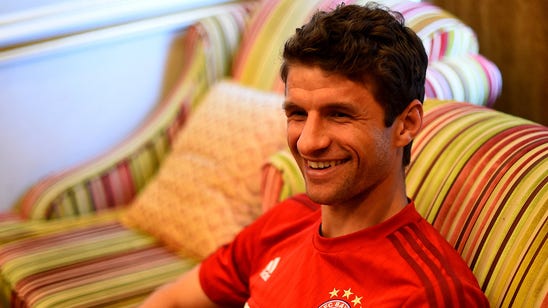Bayern striker Muller says he won't follow Guardiola to England