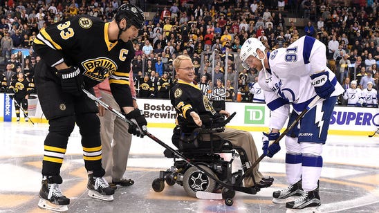Travis Roy reflects on fundraising, hockey community 20 years after paralyzing injury