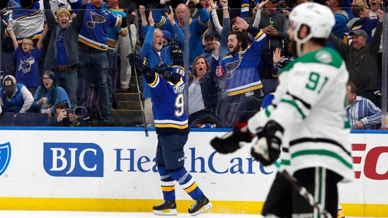 Tarasenko scores twice as Blues hang on for 3-2 Game 1 victory over Stars