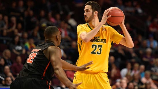WATCH: Mark Tollefsen's twist on between the legs dunk