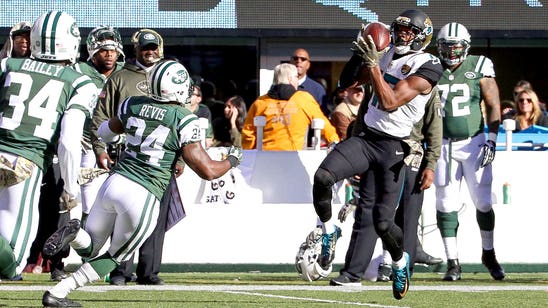 WATCH: Jags WR Robinson makes great grab over blanket coverage