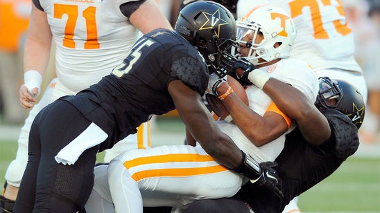 Vanderbilt OLB Stephen Weatherly to enter 2016 NFL Draft