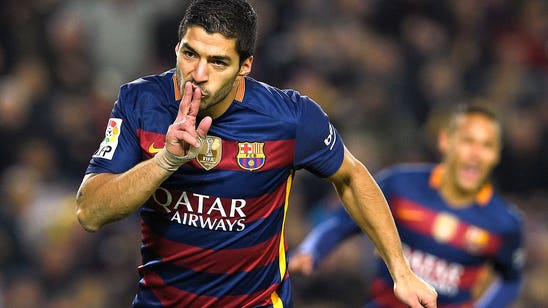 Suarez nets hat trick as Barcelona thrash Athletic Bilbao