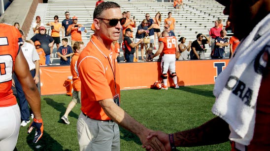 Illinois fires athletic director after allegations by players