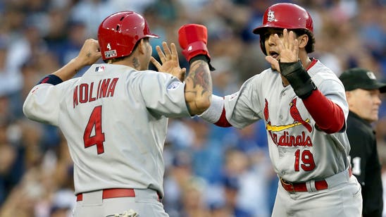 Cardinals' Molina producing despite age