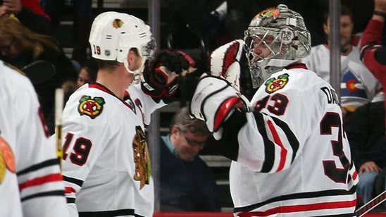 Blackhawks' Darling 'welcomes' teammate Toews to Twitter