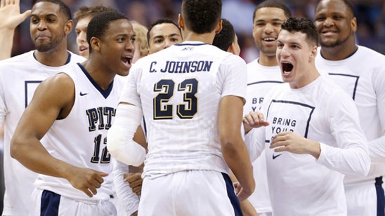 Pitt edges out Syracuse to keep NCAA tournament hopes alive