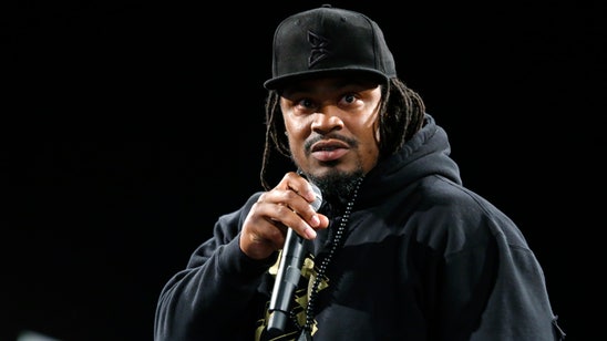 Marshawn Lynch comments on Colin Kaepernick anthem protest