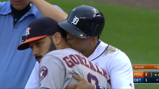 Martinez, Gonzalez share a tender moment at Tigers-Astros game