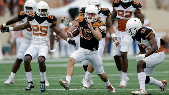 Texas QB Shane Buechele shows off arm, accuracy at lake
