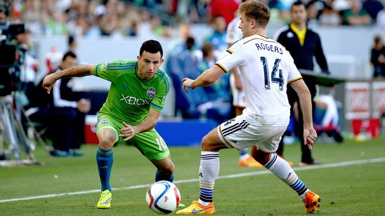 Marco Pappa permitted to rejoin Sounders following arrest