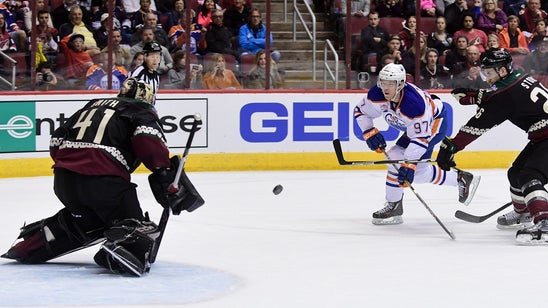 Coyotes, Smith look to continue mastery of Oilers