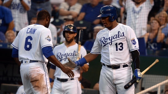 KC Royals: Salvador Perez And Lorenzo Cain Hope To Return Friday