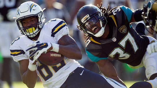 Rivers' 4 TD passes help Chargers beat Jags 31-25, end skid