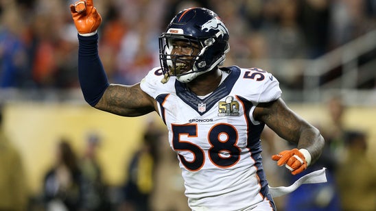 Von Miller should sit out 2016 to expose the NFL's unfair franchise tag rules