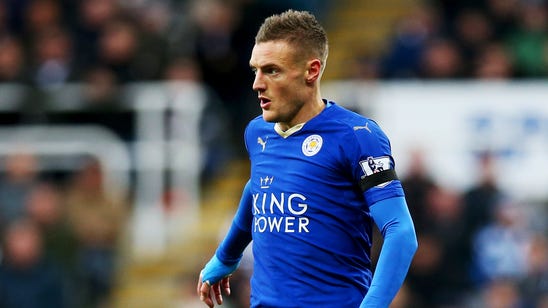 Chelsea and Manchester United eye Leicester's Jamie Vardy