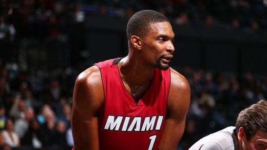 Emotional Chris Bosh tells teammates he's unable to play in playoffs