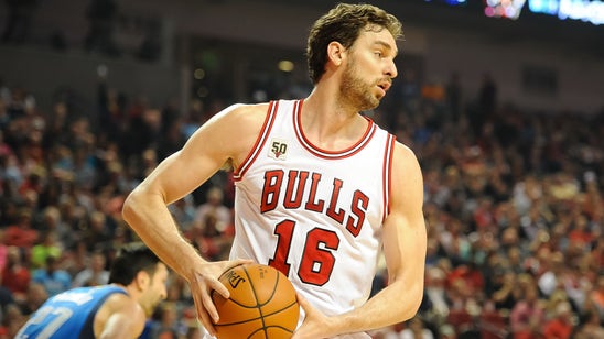 Gasol has double-double as Bulls beat Nuggets 99-90