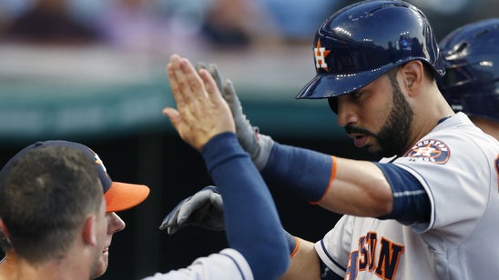 Gonzalez hits 3-run homer as Astros beat Kluber, Indians 4-3