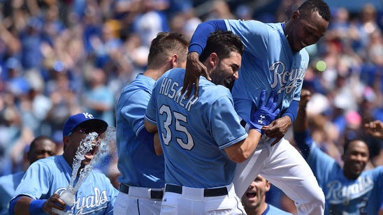 Twins give up game-winning run in ninth, fall 3-2 to Royals