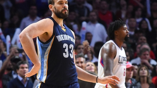 Marc Gasol does the Conor McGregor strut