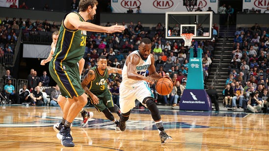 Kemba Walker puts on one-man show in stunning 52-point outburst