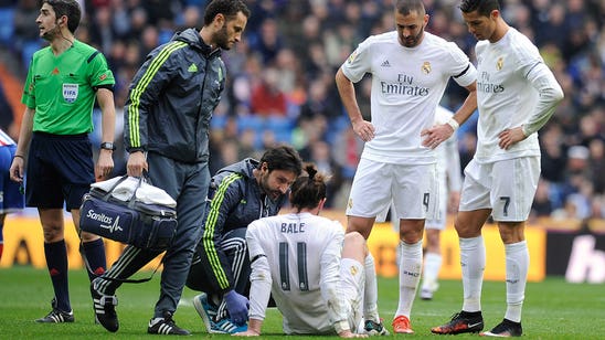 Real Madrid forward Bale set to undergo tests on injured calf