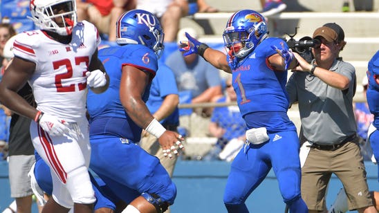 Jayhawks win back-to-back games for the first time since 2011