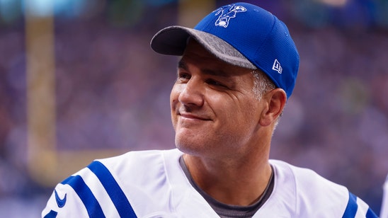 Adam Vinatieri sets NFL record with 43rd consecutive field goal made