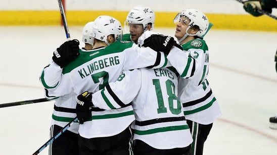 Stars hold off late Wild charge, advance for 1st time in 8 years