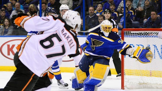Ducks' Getzlaf, Rakell each sink one in 2-1 win over Blues